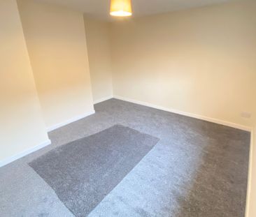 3 bedroom house to rent Darrall Gardens, ST4 - Photo 6