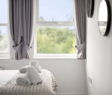 3 Bed Detached House, Drakeway, RG2 - Photo 1