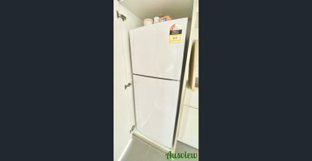 Rare find opportunity! Absolute Waterfront with Expansive Harbour View! - Photo 4