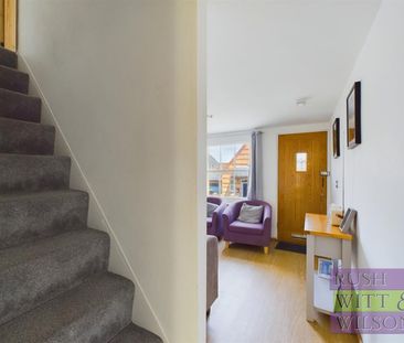 2 Bed House - Terraced - Photo 4