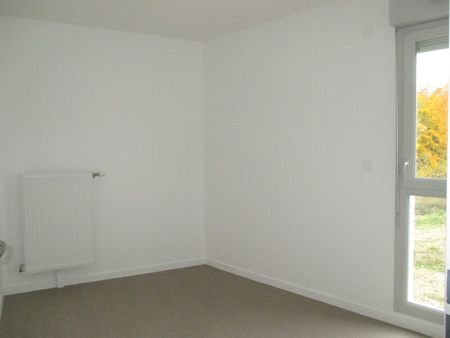 Location Appartement 3 pièces 60m² ST JEAN DE BRAYE 45800 - Photo 3