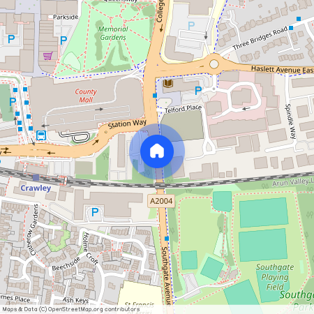 Queens Square, Town Centre