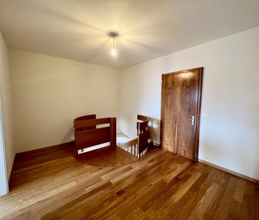 Beautiful 3.5-room duplex apartment on the 2nd floor in Lausanne - Photo 3