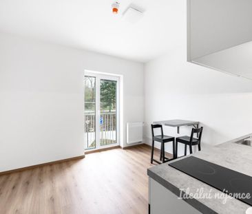 Pronájem bytu 1+kk 22 m2 - Photo 2