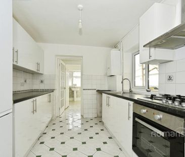 3 bedroom terraced house to rent - Photo 6