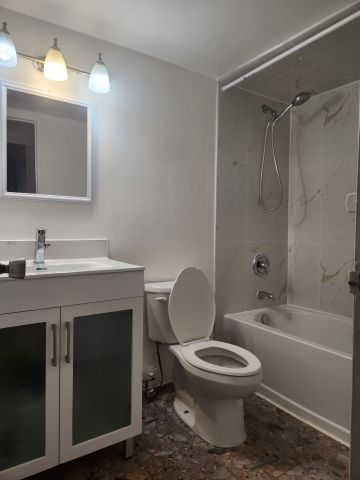 For Lease - 5 Shady Golfway Unit# 110, Toronto, Ontario - Photo 4