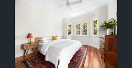 Art Deco Haven With A Semi-Like Layout And Boho Beach Vibe, 400m To The Sand And Surf - Photo 4