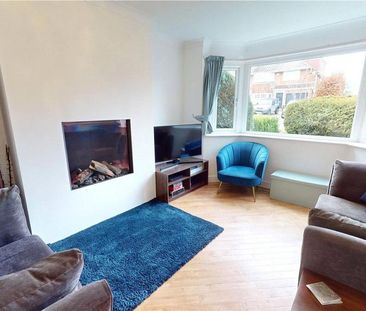 3 bedroom semi-detached house to rent - Photo 2