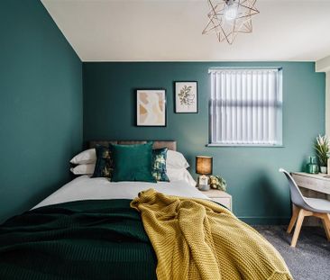 5 bedroom terraced house to rent - Photo 5