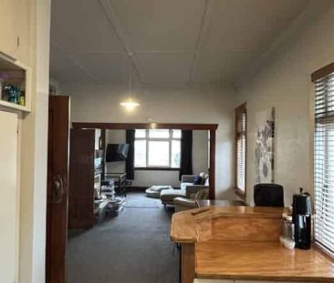 Family-Friendly Home with Space, Warmth, and Functionality - Photo 5