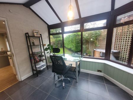 3 bedroom semi-detached house to rent - Photo 4