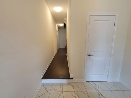 For Lease - 215 Broadacre Drive, Kitchener, Ontario - Photo 2