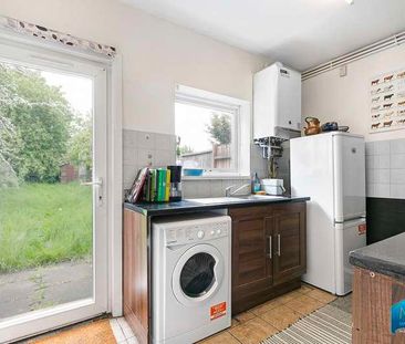 Hill Road, Muswell Hill, London, N10 - Photo 3