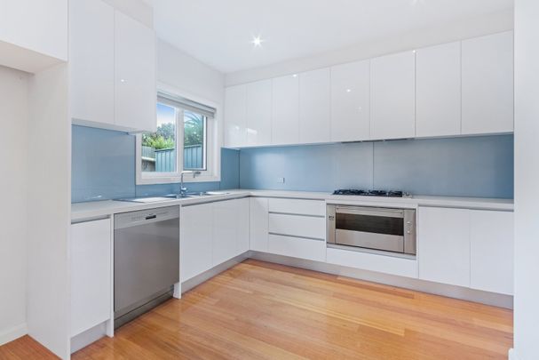 26 Sparks Ave Thornbury VIC 3071 - Photo 1
