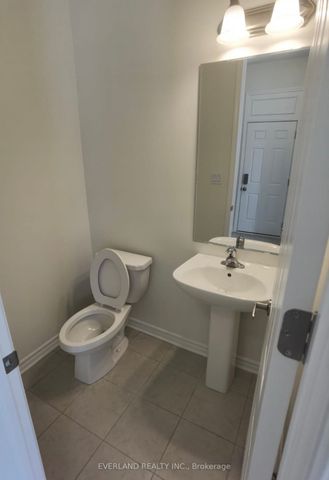 For Lease - 3305 Thunderbird Promenade, Pickering, Ontario - Photo 3