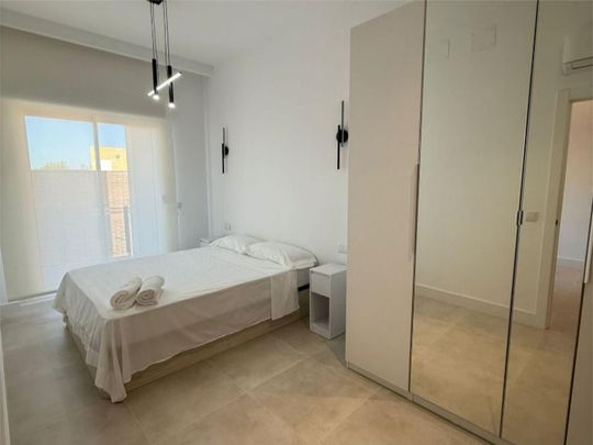 Piso de alquiler en Calle Damian Sanchez Lopez, 6, Praderón - Photo 1