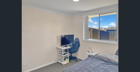 Modern Comfort in Gillieston Heights – Low Maintenance & Lifestyle Combined - Photo 3