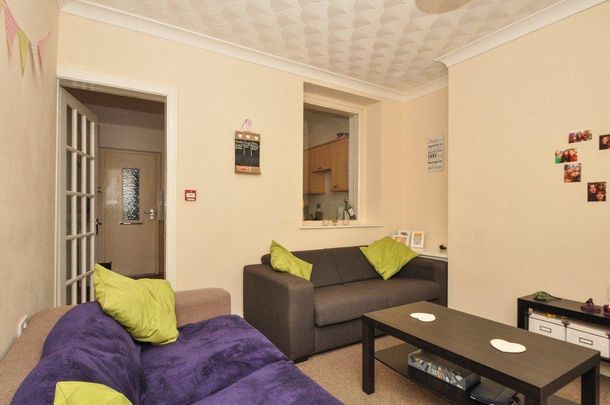 2 bedroom terraced house to rent - Photo 1