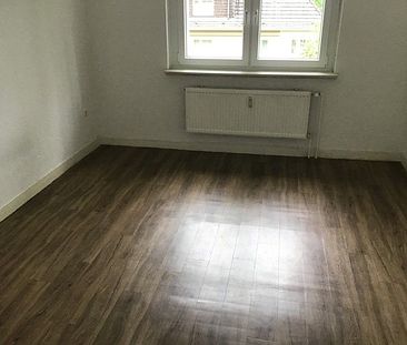 Sie suchen, tapeziert mit Bodenbelag und neuem Badezimmer? Wir haben etws für Sie, rufen Sie uns an! - Photo 4