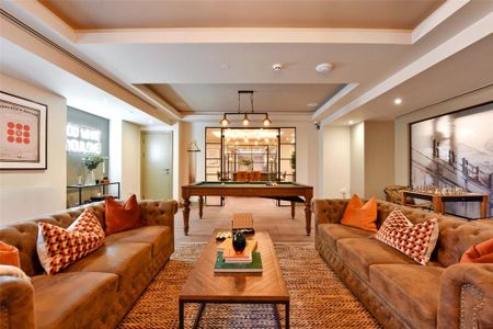 2 bedroom penthouse to rent - Photo 4