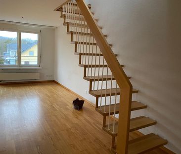 "Charmante 2.5-Zimmer-Maisonettewohnung zur Zwischenmiete" - Foto 3