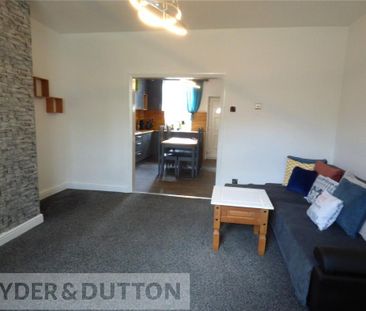 2 bedroom terraced house to rent - Photo 2