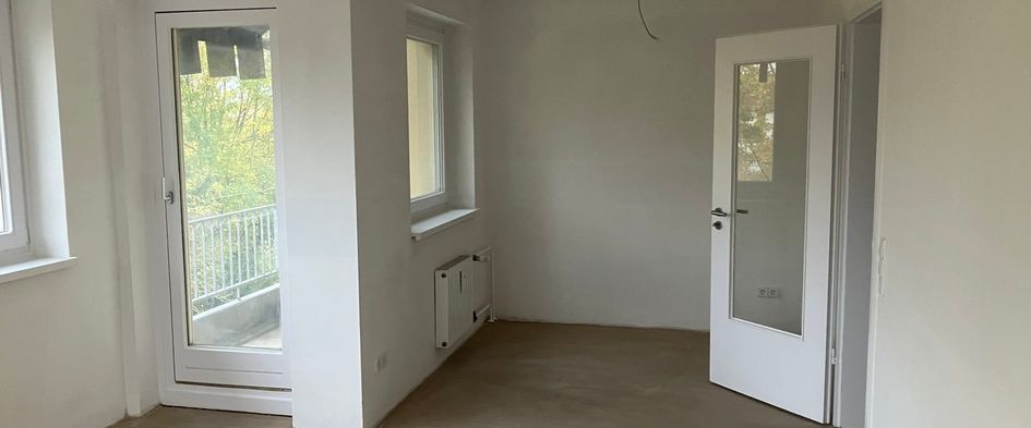 Großes Wohnzimmer und sonnige Loggia – Ihr perfektes Zuhause in Fallersleben - Photo 1