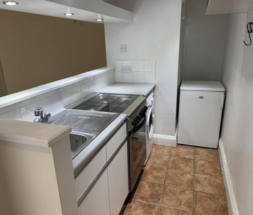 1 Bedroom Flat - Photo 1