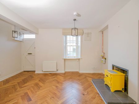 25 Victoria Road, HOLYWOOD, BT18 9BA - Photo 4