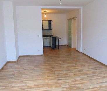 LEBEN DIREKT IN DER ALTSTADT ! attraktive 2 Zi. Whg. mit Einbauküche - Photo 1