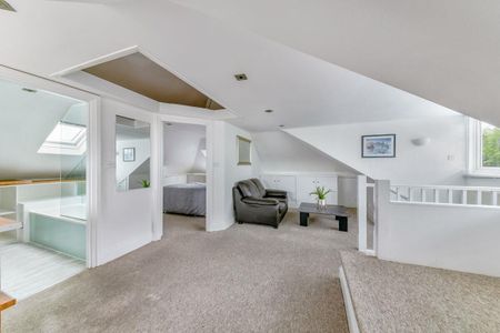 Second Avenue, London - Photo 5