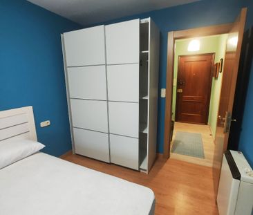 Apartamento de alquiler en Campus Sur - Santa Marta - Photo 2
