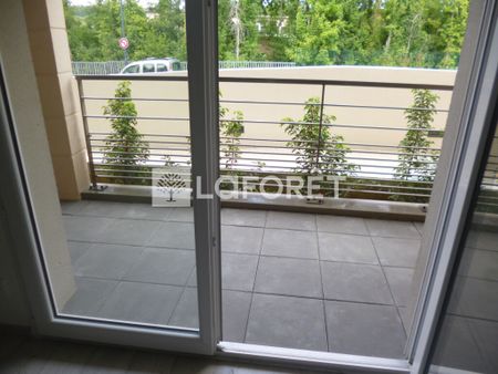 Apartment - Photo 2