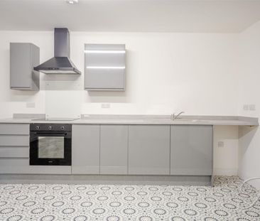 2 bedroom - Photo 3