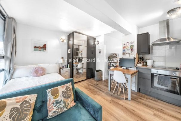Studio to rent - Photo 1