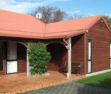 PETONE LIVING - Photo 3