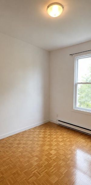4.5 Apartment Available For July 2026 - A louer • For Rent - Photo 1