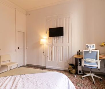 Carrer d'Aragó, Barcelona, Catalonia 08015 - Photo 5