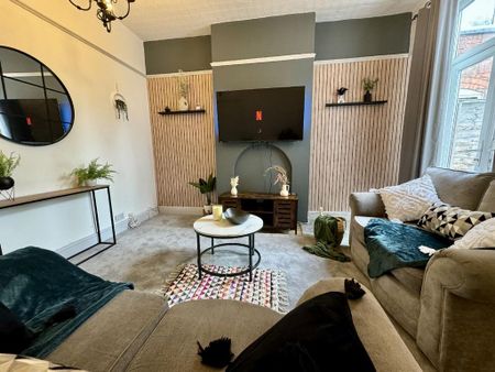 4 bedroom house share to rent - Photo 2