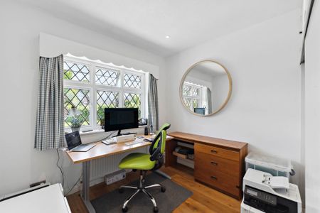 Longdown Lane North, Ewell - Photo 4