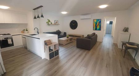 Modern 2-bedroom Apartment in Hamilton CBD - Photo 4