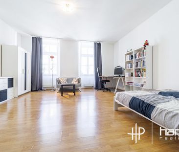Pronájem bytu 2+kk 88 m² - Fotografie 1