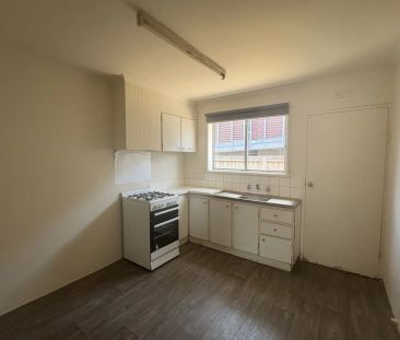 Great Location - Photo 6