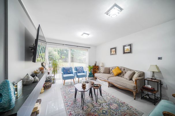 £1,900 - To Let - Photo 1