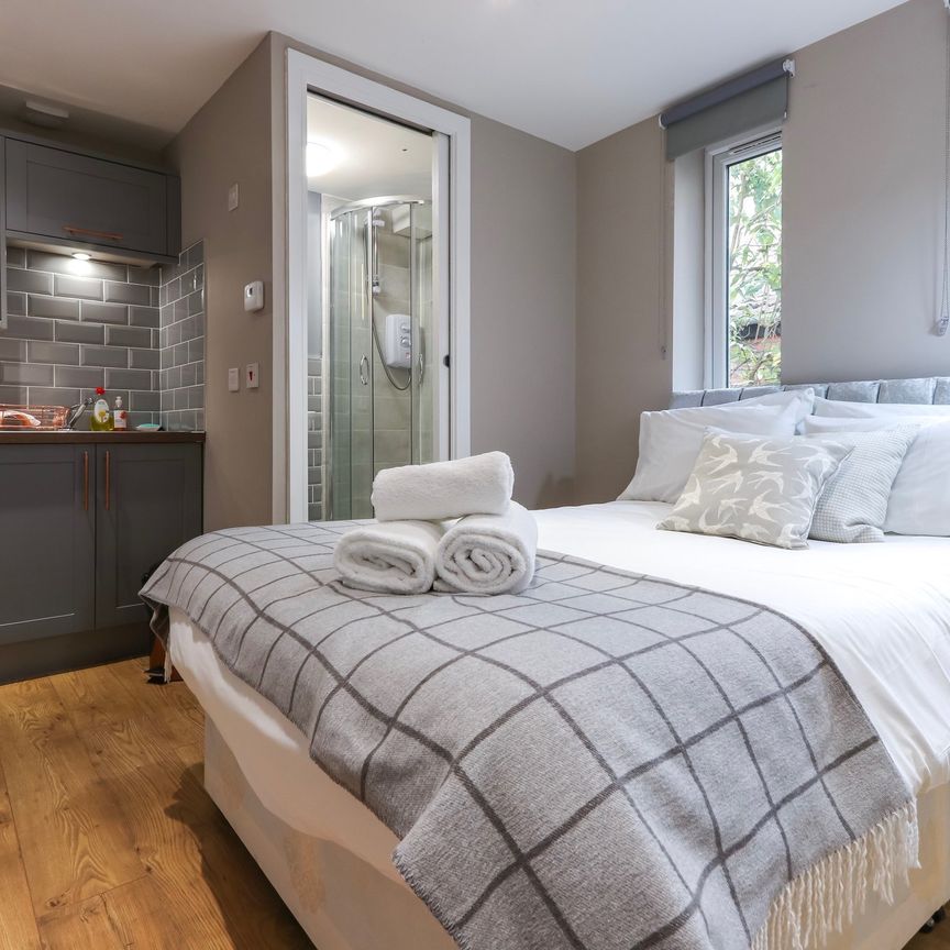 1 Bedroom Home – Medium Let - Photo 1