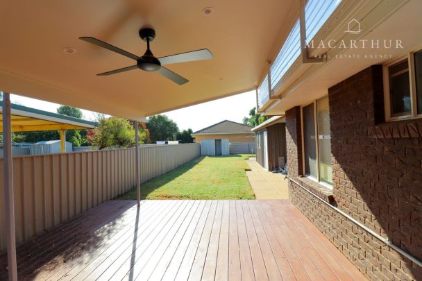 1 Wiradjuri Crescent, Wagga Wagga NSW 2650 - Photo 1