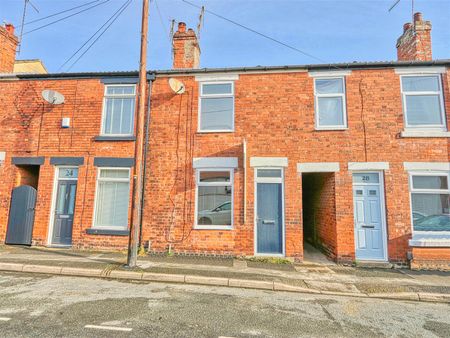 2 BEDROOM House - Mid Terrace - Photo 2