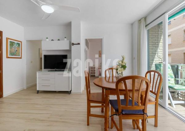 Fantastic apartment with sea views