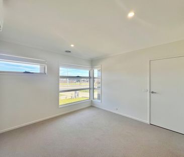 Stylish, Convenient Living - Photo 6