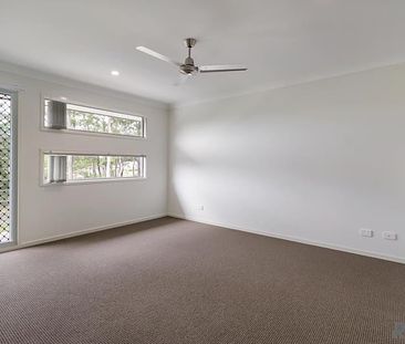 16 McPherson Crescent, 4209, Coomera - Photo 1